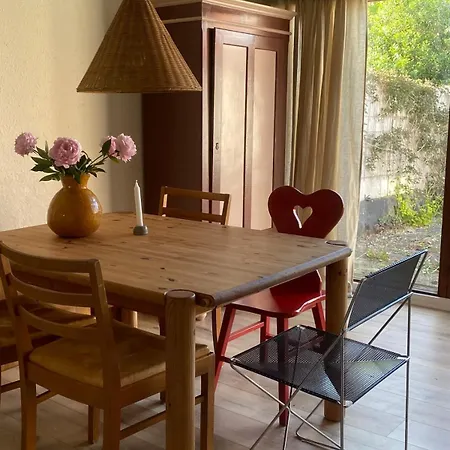 Сasa de vacaciones Cozy And Stylish Close To The Sea Ommel