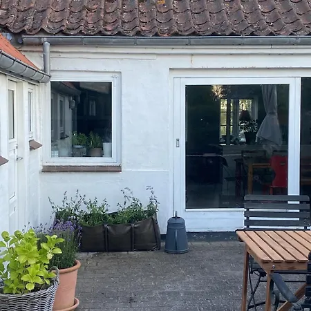 Сasa de vacaciones Cozy And Stylish Close To The Sea *